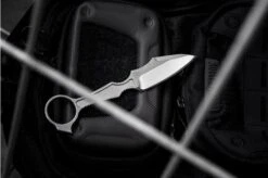 Böker Plus GITFO 02BO057 Neck Knife, DJ Urbanovsky Design 15 Böker Plus GITFO 02BO057 Neck Knife, DJ Urbanovsky Design -Böker BO02BO057 10 sfeerfoto